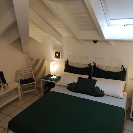 B&B Le Magnolie Gallarate Szoba fotó